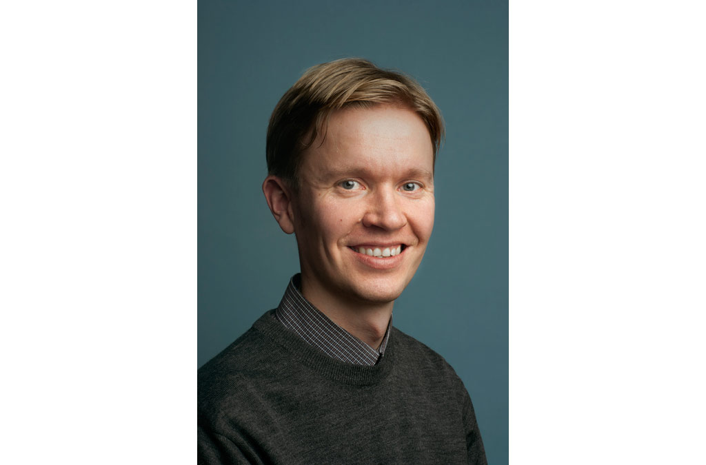 Manuaalinen terapia eli käsillä tehtävä hoito kivun hoidossa